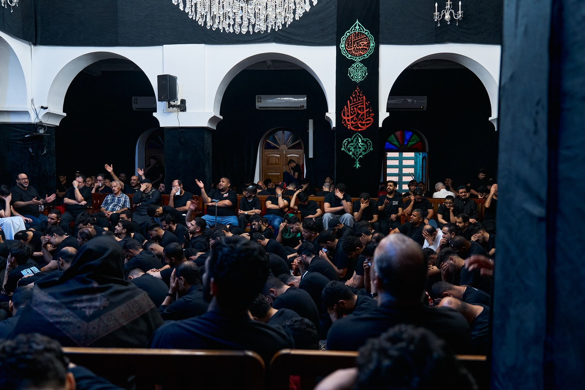 شهادة السجاد (ع) ⁨ 	⁨	⁨	⁨	⁨	.  اللّهُمَّ صَلِّ عَلى مُحَمَّدٍ وَآلِ مُحَمَّدٍ وَصَلِّ عَلى الحُسَينِ المَظلُومِ الشَّهِيدِ قَتِيلِ العَبَراتِ وَأَسِيرِ الكُرُباتِ صَلاةً نامِيَةً زاكِيَةً مُبارَكَةً يَصعَدُ أَوَّلُها وَلا يَنفَد آخِرُها أَفضَلَ ما صَلَّيت